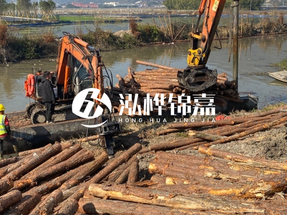 水泥仿木樁施工隊泓樺錦嘉 - 水泥樁打樁的單價是多少？